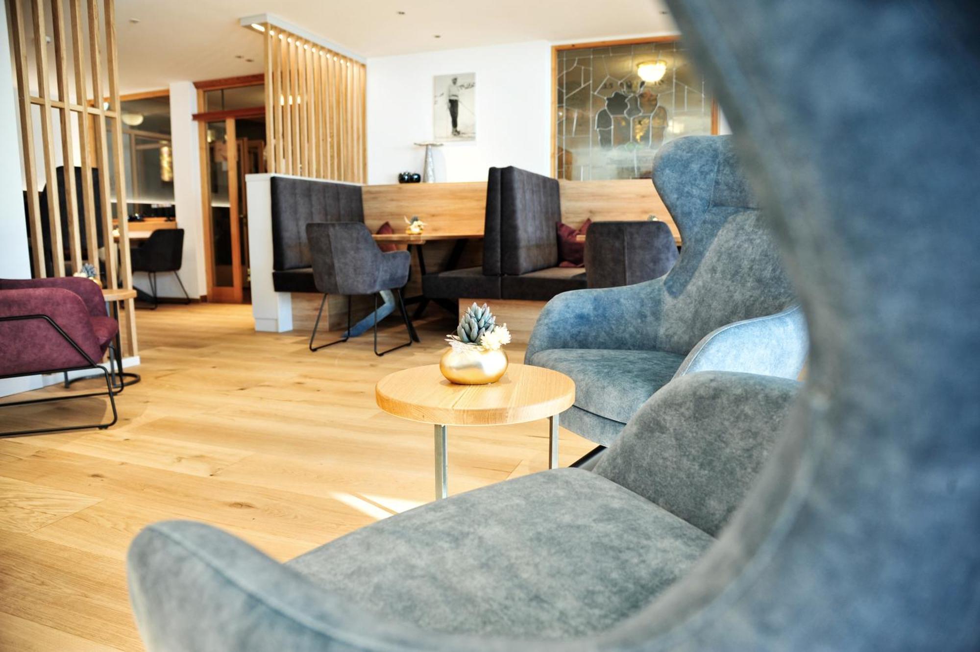 Hotel Roeck Garni ฟิสส์ ภายนอก รูปภาพ