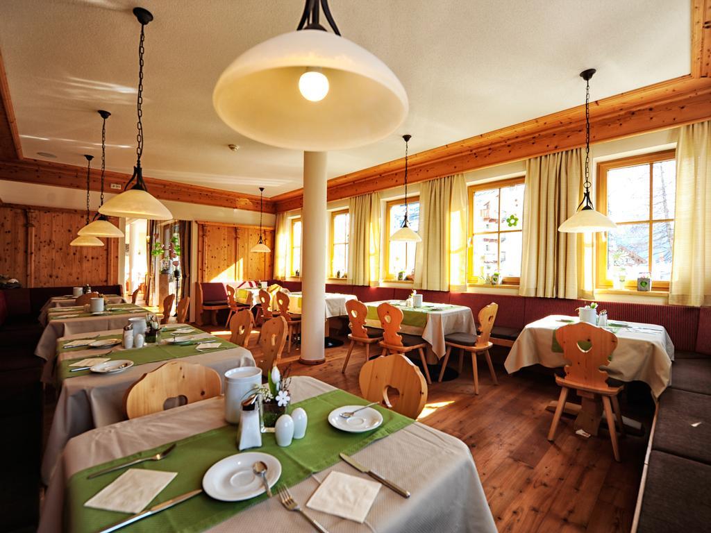 Hotel Roeck Garni ฟิสส์ ภายนอก รูปภาพ