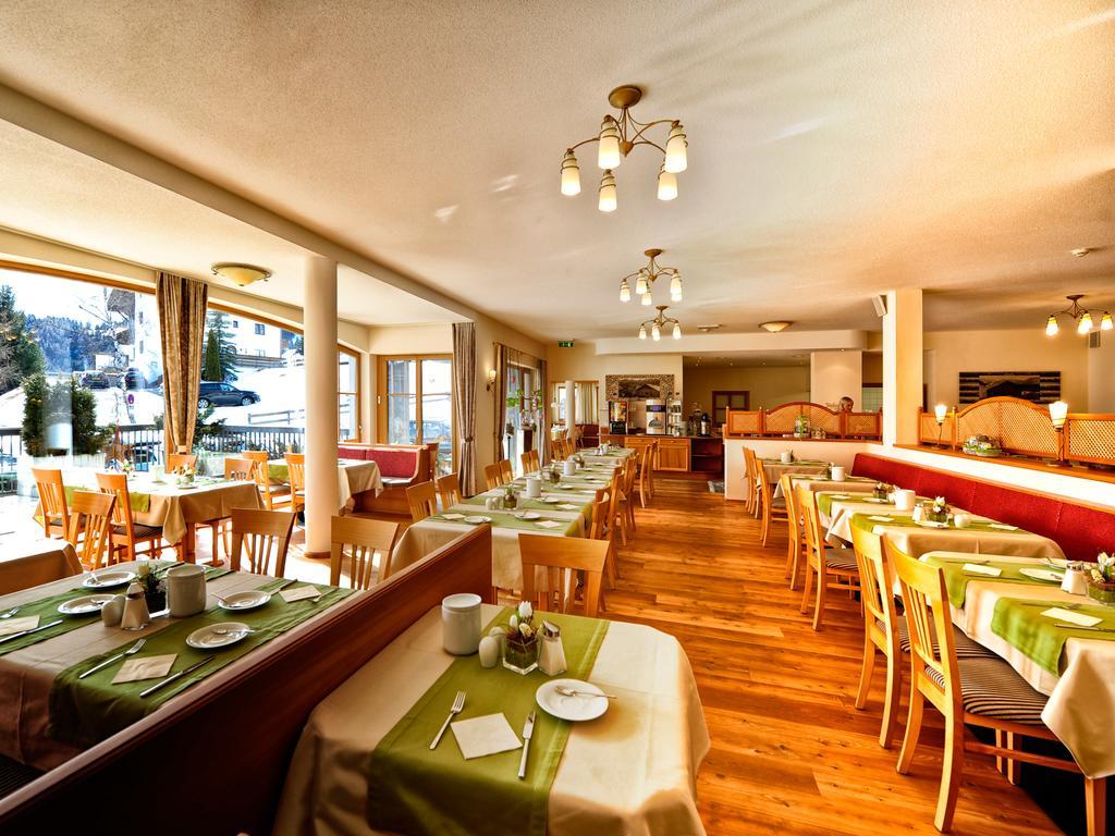 Hotel Roeck Garni ฟิสส์ ภายนอก รูปภาพ