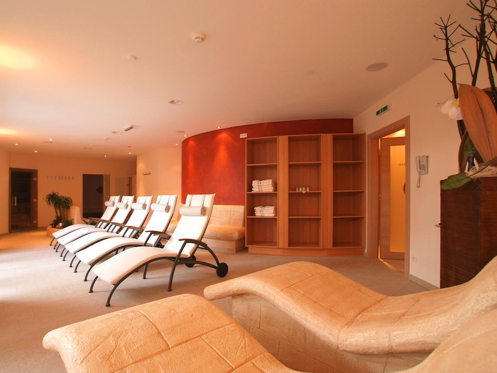 Hotel Roeck Garni ฟิสส์ ภายนอก รูปภาพ